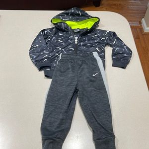 Nike Jogging Suit size 24 MO